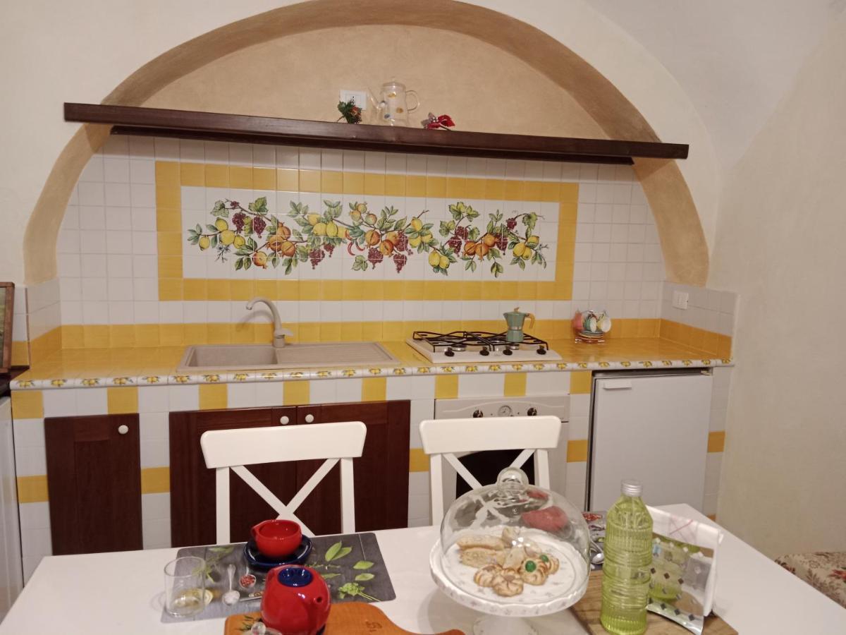 Creta Rossa Bed and Breakfast Larino Eksteriør billede